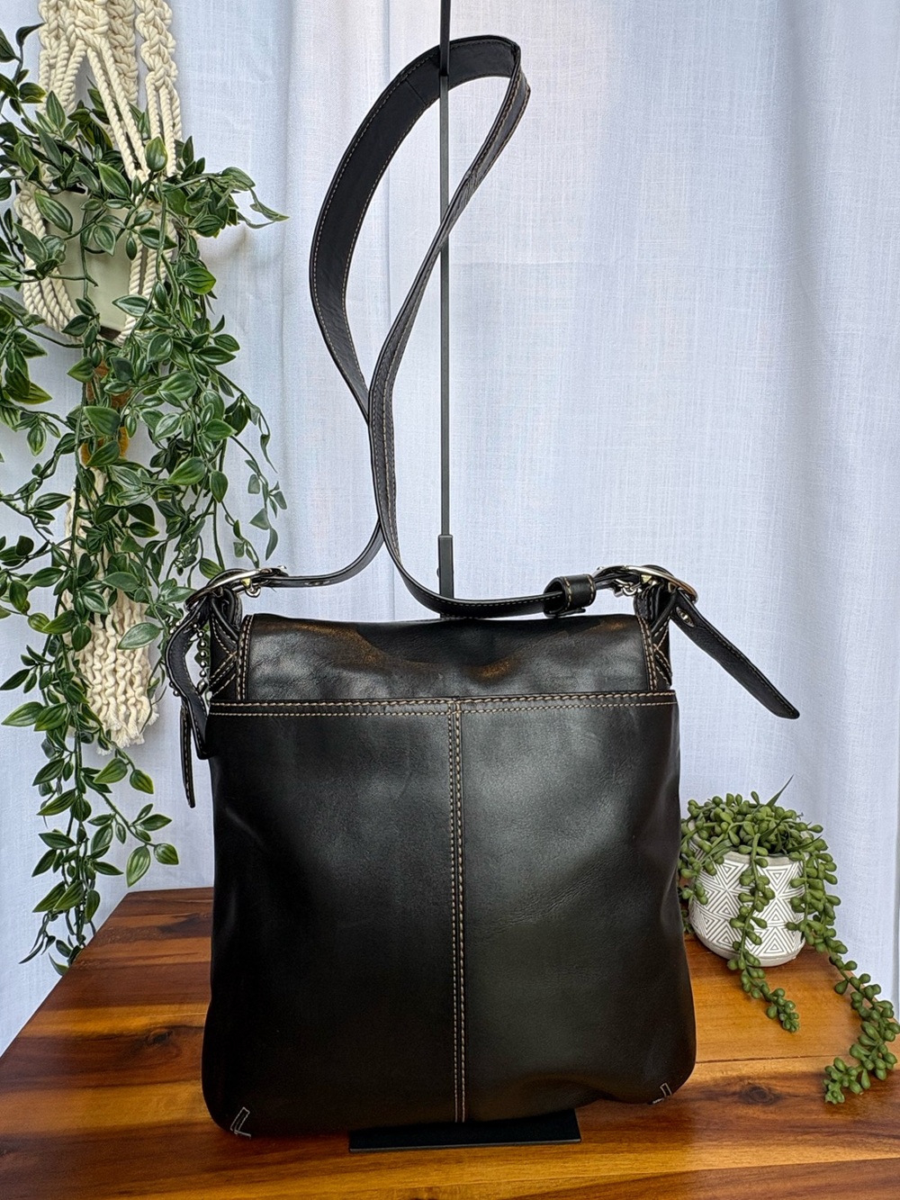 Coach Bleecker Large Leather Flap Crossbody / Shoulder Bag - M0893-F13355 - 2008 - Picture 4 of 13